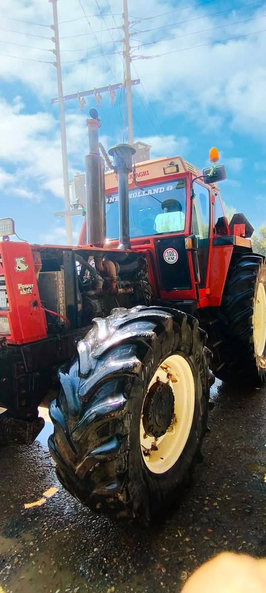 مكينه فيات البيع 180نص وتماتيك اكسن بارز تكمه عريضه  مكينه خير من الله لا تنقيص ولا تبخير وانه مكلف بنشر رجاه لحد يتخل خاص هاذ رقم صاحب لمكينه ‏‪0770 737 4137‬‏) ‏‪ 0784 470 1776‬‏

