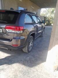 jeep موديل 2019 فول مواصفات لمتد اعله فئه بلjeep حادثه جاملغ وبنيد مرج...