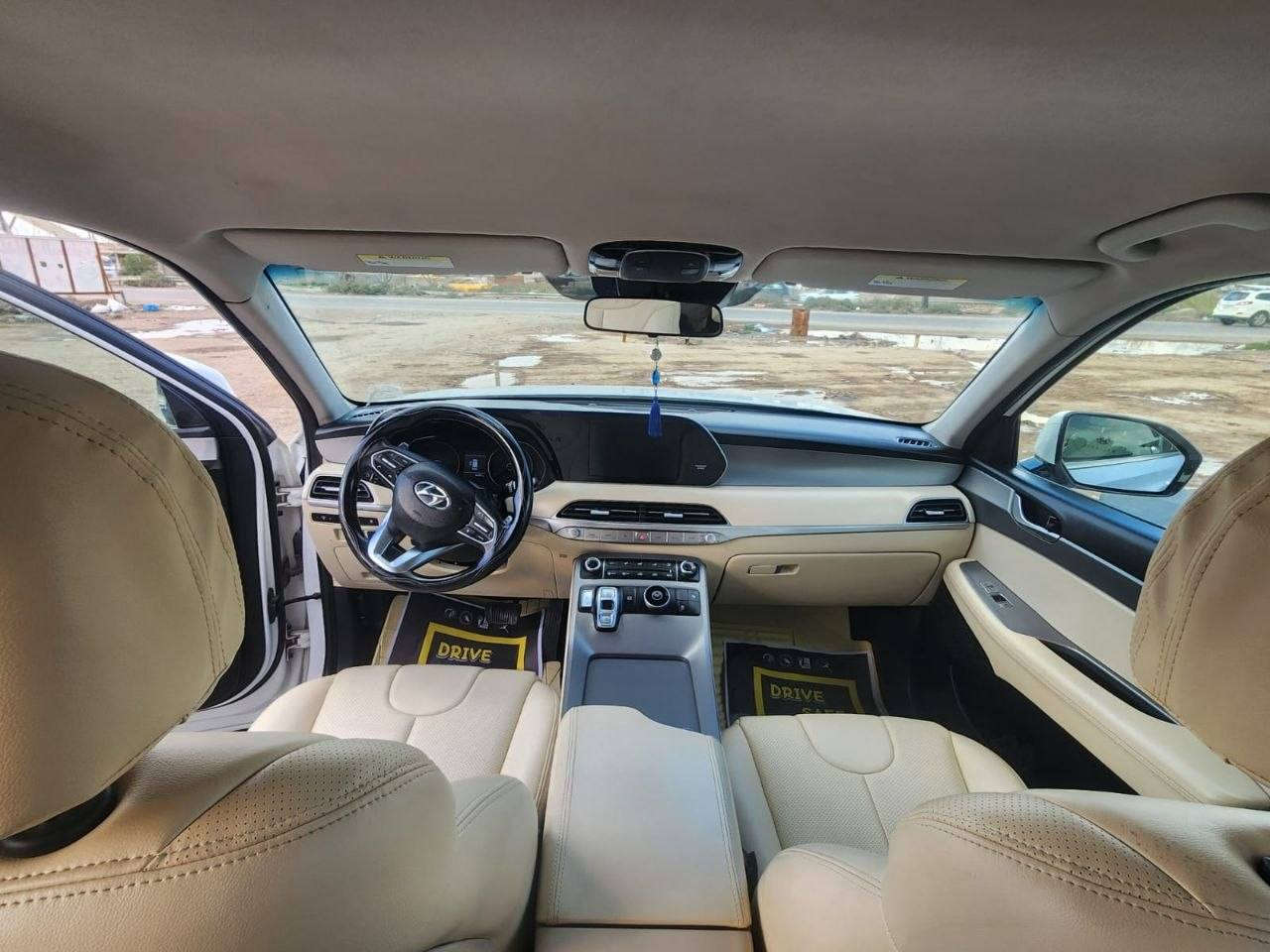 السلام عليكم
للبيع فقط بلسايد 2021 مرقم بغداد ماشية 84 الف ايرباك بيها بس صفحة الحادث..صور حادث امريكا بالمنشور بيها باب مبدل مصبوغ وجاملغ خلفي مصبوغ باب السائق بي بارد بالعراق صار بيها شي بسيط موضح بالصور
المواصفات :
رادر امامي وخلفي
حساسات امامية وخلفية
فول تحكمات استيرن
شفتات استيرن
تحديد مسار
مثبت سرعة
نظام تزحلق
ماوس مود درايف
هاند بريك دكمة
كير دكم
اشارات بالمرايا
لايت زنون عدستين
لد نهاري
تحكم تدفئة وتبريد منفصل
 7 راكب
مخارج USB
Auto Hold
كامرة خلفية
توقف ذاتي بالازدحام
4 قطع تبريد
وبعد بيها مواصفات
السعر 240 وبيها مجال
للاستفسار ***********
