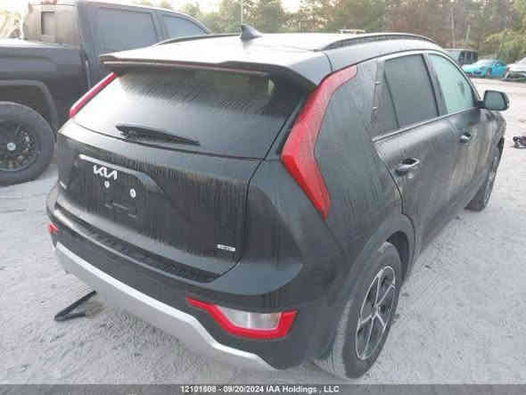 للبيع – كيا نيرو 2024 وارد أمريكي 🔹
سيارة نظيفة جداً، ضررها بسيط وواضح بالصور (حافة البنيد فقط)،
فول مواصفات ما عدا الفتحة، وتخم تاير جديد جاهز للاستخدام.

📍 الموقع: بغداد 
📞 ***********
💲 السعر: 162$
