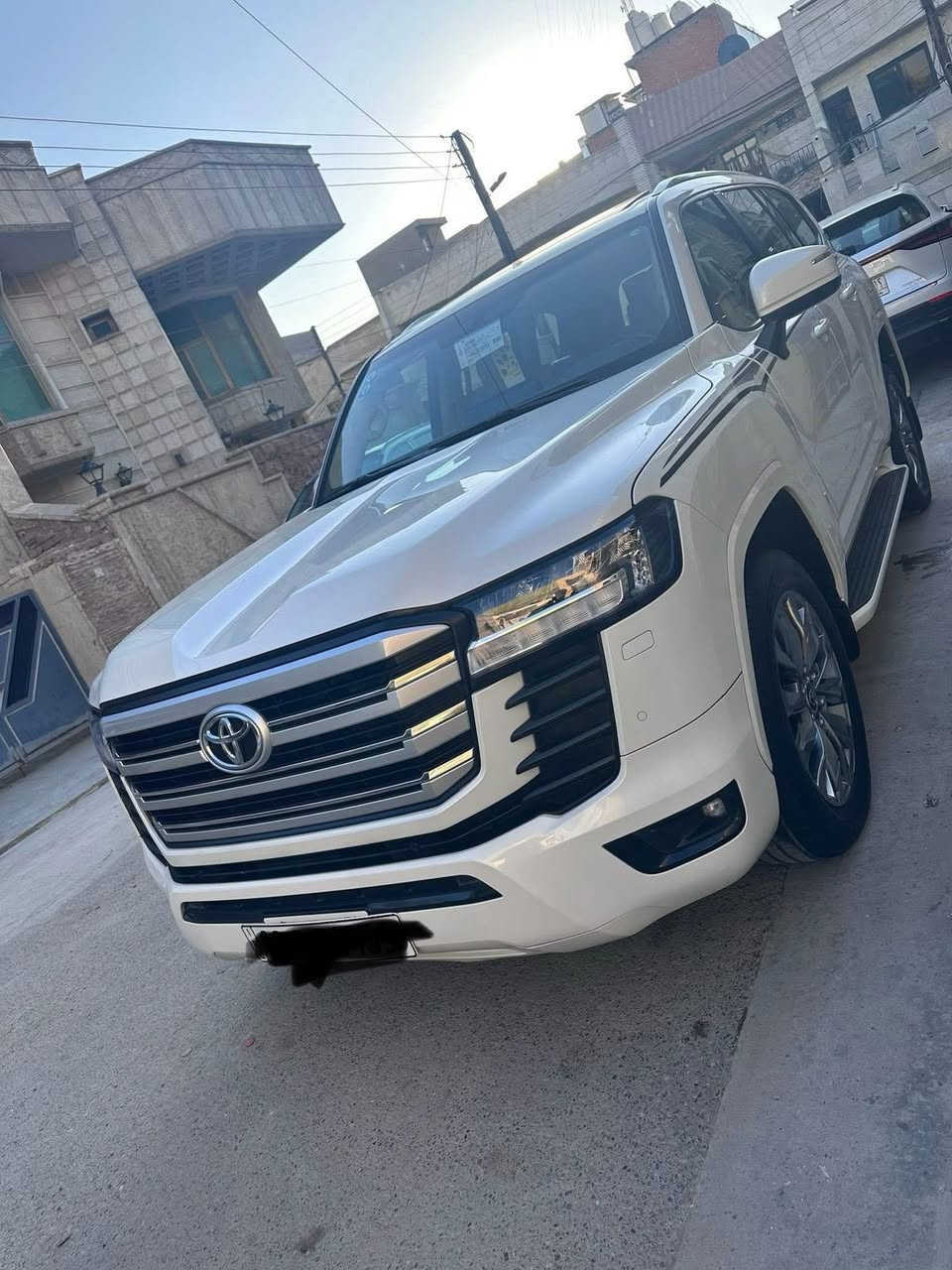 لاندكروز 2022 ساز فوول ٣ شاشات ام التطبيق ماشيه 40 الف جديد سونار مرفق السعر 585 العنوان ذي قار 
***********
