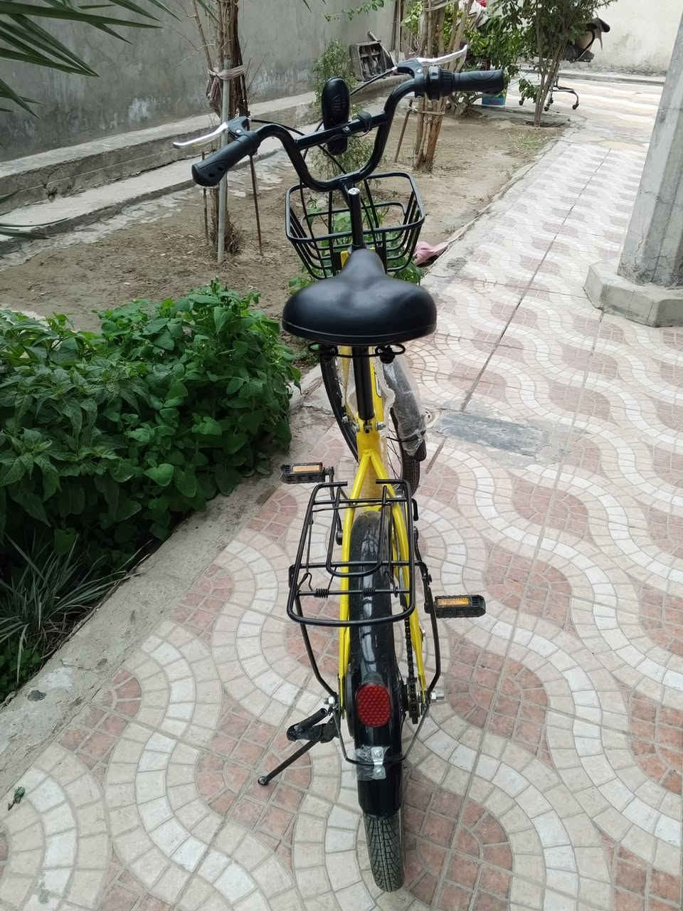 سلام عليكم ورحمه الله وبركاته
بايسكل للبيع حجم 20 جديد ما مستعمل مستعمل اسبوع لا اكثر شاهد الله ورسولة جاهز موديل 2026 كلشي ما عايز الاتصال على الرقم ***********
