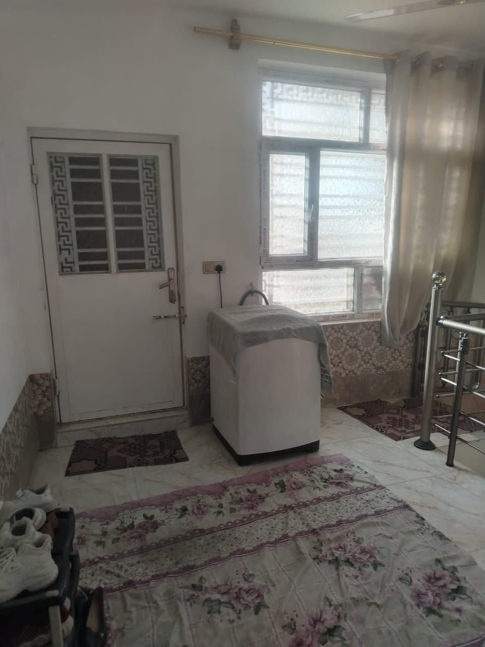 🏪 دار ملك صرف للبيع
🟢 الموقع :-  حي القدس جهة السلام  
🟢 المساحة :-  ١٠٠ م  
🟢 المواصفات : -   بناء حديث غرفتين نوم  
🟢 السعر : ١٥٥ 
🟢 الهاتف :- 📲  ( ***********) 🆙
🟢 للاستفسار :- مكتب المستقبل للعقار والمقاولات 🏪
🟢عنوان المكتب : كربلاء حي التحدي السايدين الفاصل بين البناء الجاهز والتحدي قرب أفران دينار 
🟢 مستعدون لاستقبال العروض التجارية والسكنية ✅
🟢 اضغط على زر المتابعة
