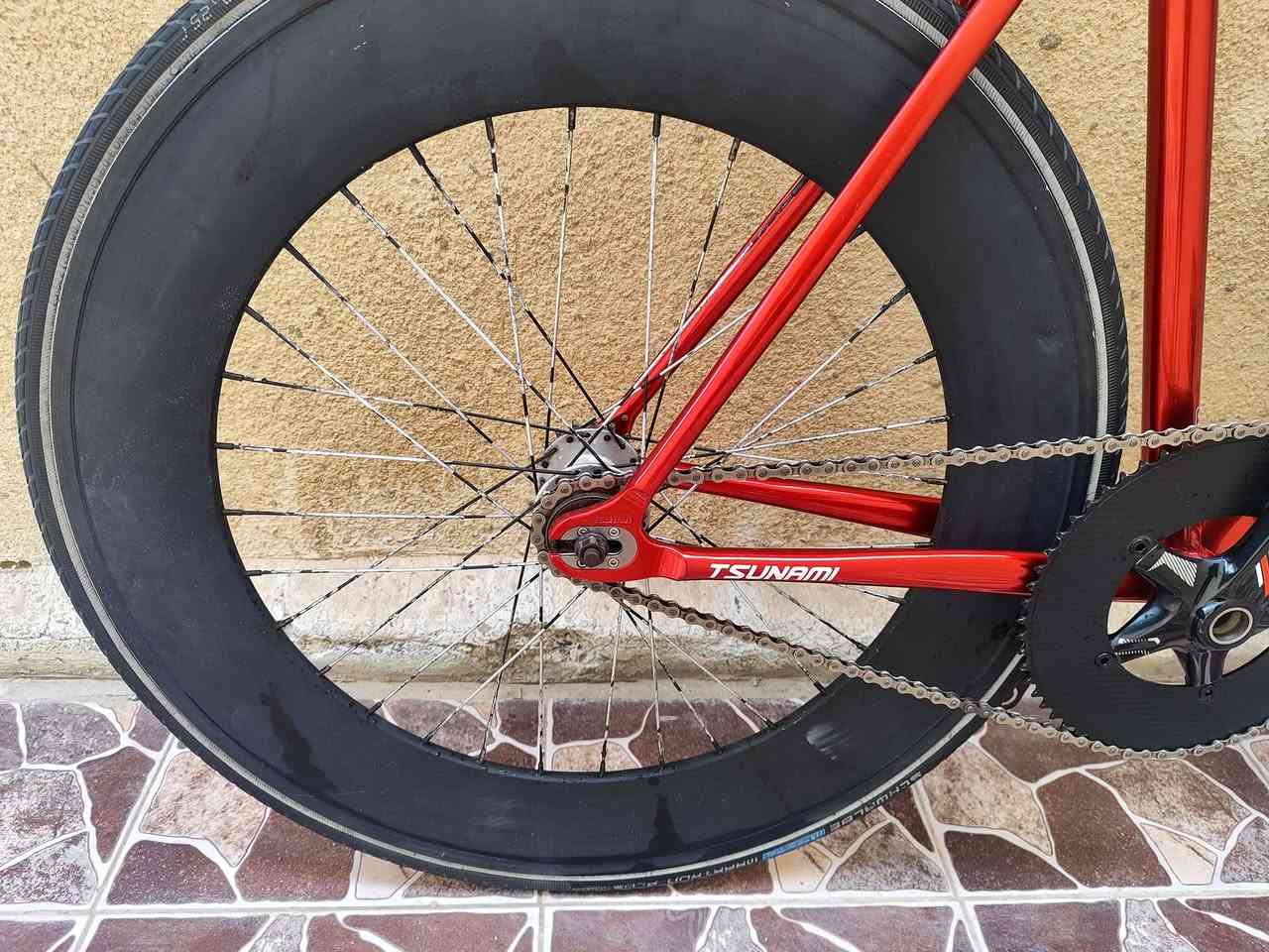 🚴‍♂️للبيع بايسكل فكسد تسونامي SNM100 🚴‍♂️

• اللون: أحمر مميز وجذاب ❤️
• الحجم: M
• عدد الأسنان: أمامي 60 / خلفي 16
• الذراع: ماركة Skeas
• الويلات: ألمنيوم شكل مميز وخفيف
• السرج: كاربون
• الرقبة: كاربون
• الستيرن: كاربون
• التايرات: Black Cat + Schwalbe

البايسكل مرتب وشكله رياضي وحلو للمشاوير والسرعات 🔥

💰 السعر: 475 ألف
📍 الموقع: بغداد - حي الجهاد

للمهتم مراسلة خاص 📩


**إذا كنت صاحب هذا الإعلان وتريد حذفه لأي سبب، رجاءا أرسل رسالة إلى الدعم الفني**