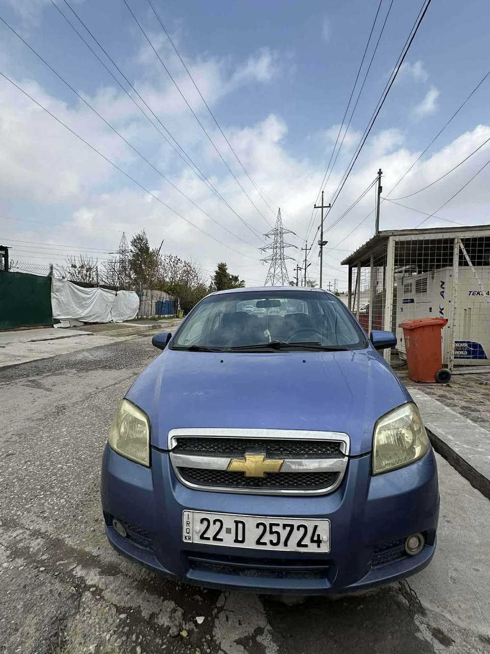 2009
٣ پارچە بێ ژۆرێ
چاملغ سایەقی ٢ دەرکەی سایەقی
مەکینە گەورە
گێر تۆمەتیک 
گێر و مەکینە بە شەڕت
پێش و پشت کەپس
بێ تەقەو رەقە

*********** أربيل, العراق
