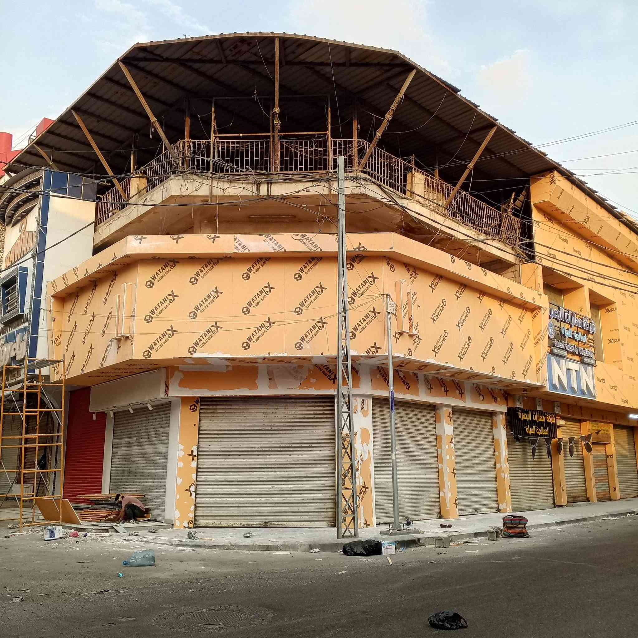 شركة سنابل الخير 
لتغليف الواجهات وعمل كافة اعمال الحداده ولديكور***********
