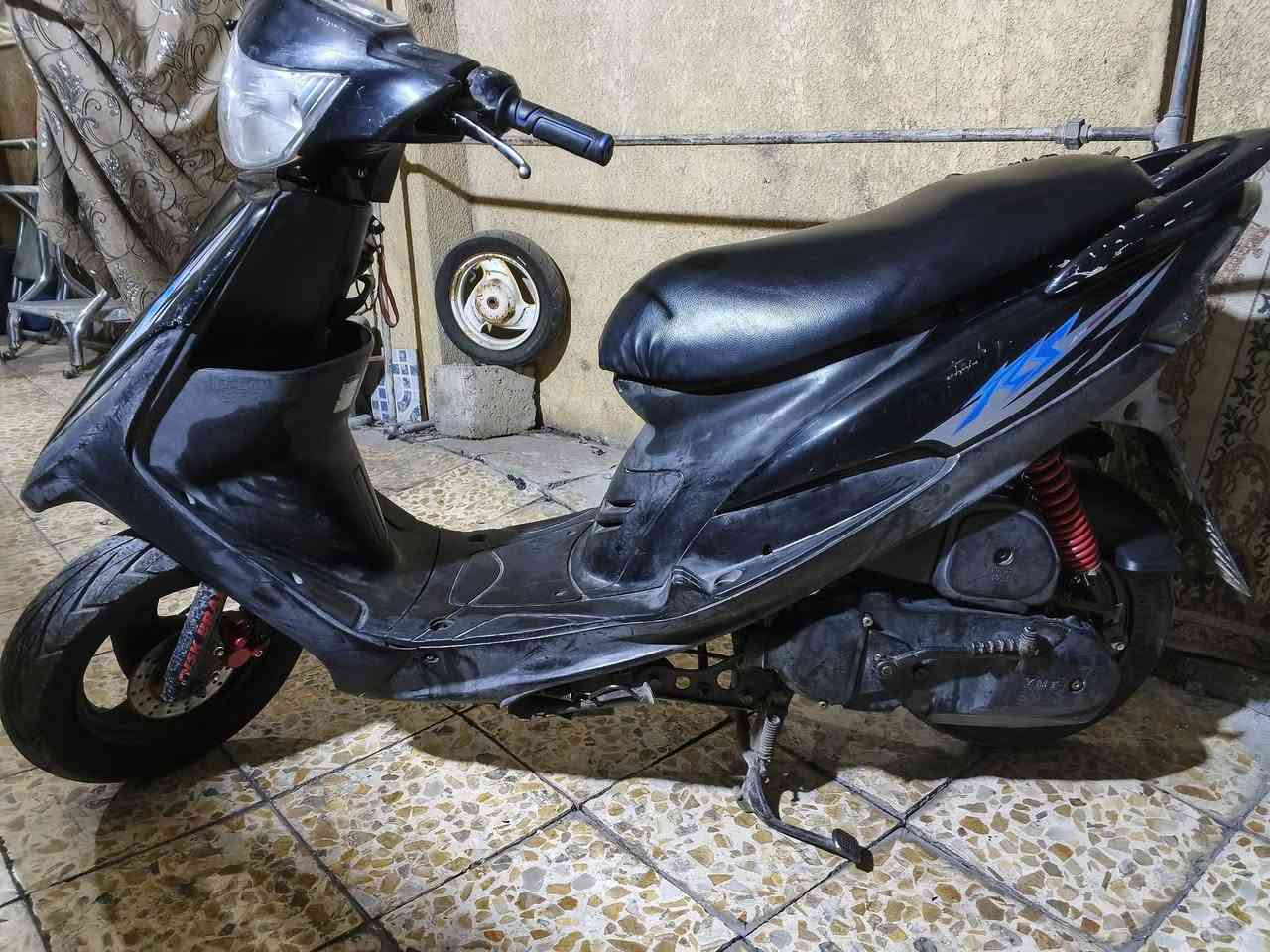 سلام عليكم 🤝
ماكس عدله ياباني

بوشه 49 بلادي

دراجه خير من الله سلف هندر كهربائيات
 كامله دراجه نصبتها حلوه تجي وتشوف

سعر:650 وبيها مجال بسيط حك الجيه 

عنوان : بغداد البياع تقاطع درويش

للاتصال : ***********
خاص مفتوح
