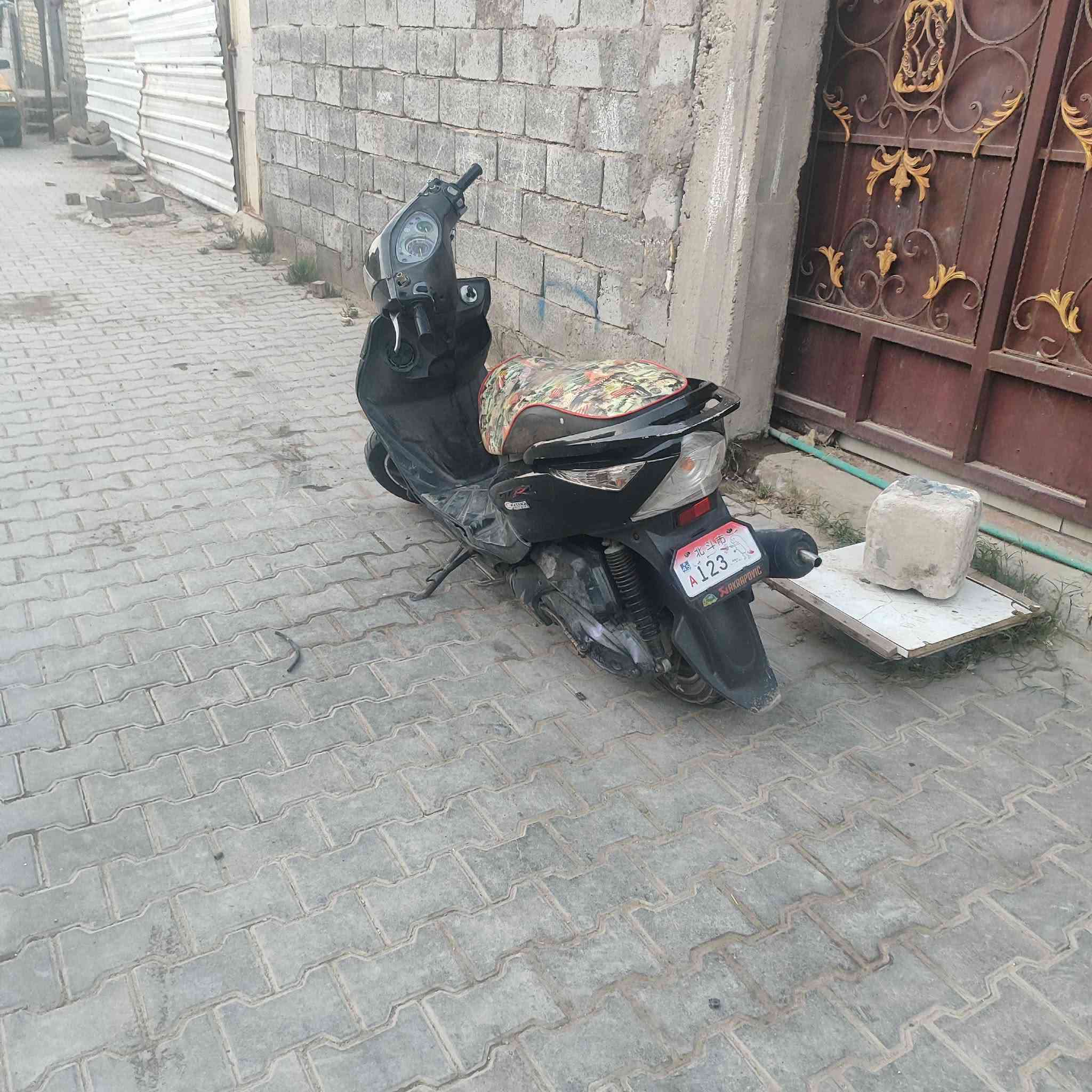 السلام عليكم ثعلب البيع سعره 500 وبيه مجال دراجه مناقصه شيء كامله مكمله سلف وهندر درجه خيره من الله التوصل ***********
