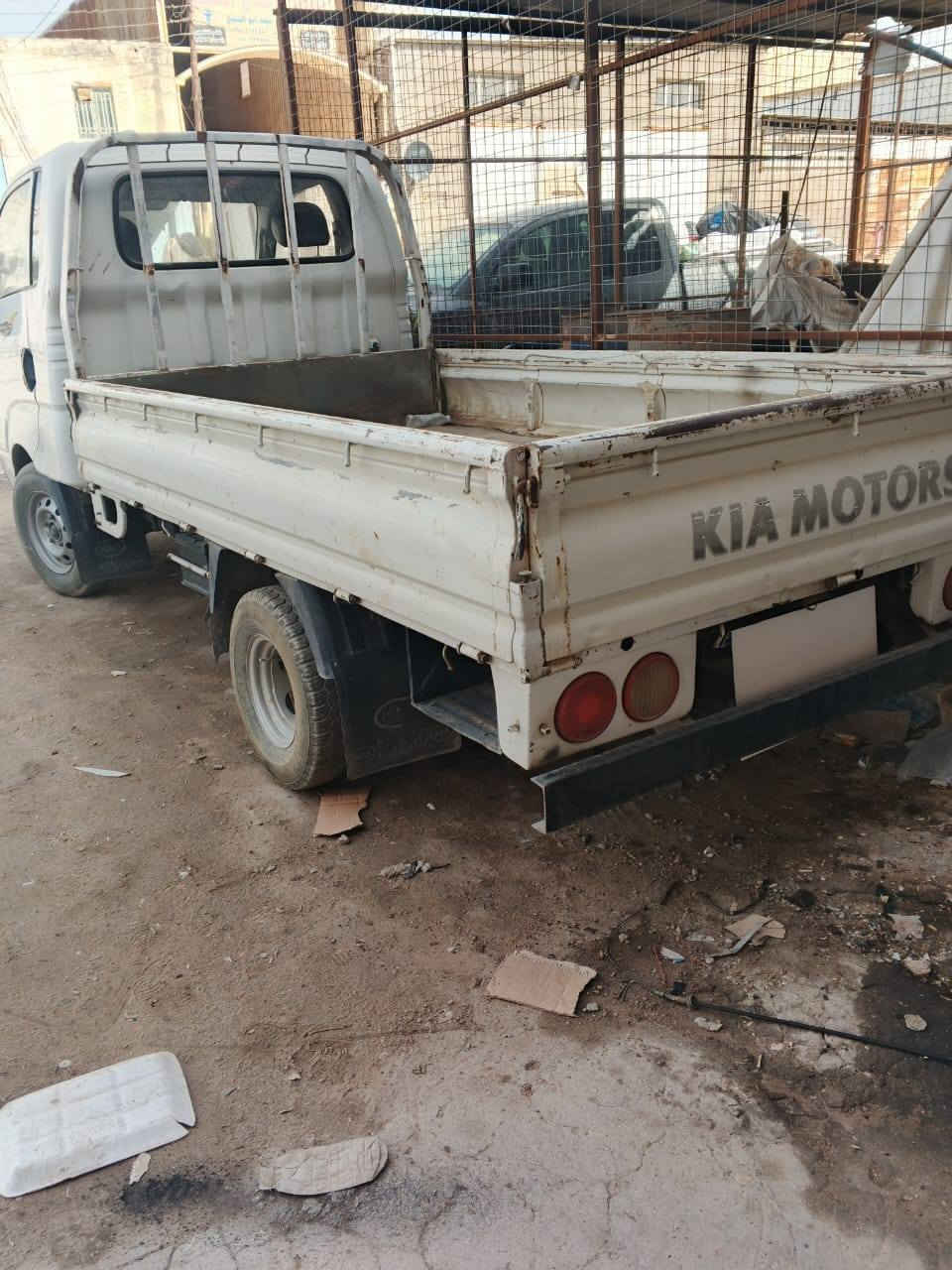 كيا بنكو موديل 2011 نضيفه ادوات وبيها حصت كاز
$45 وبيها مجال ***********
