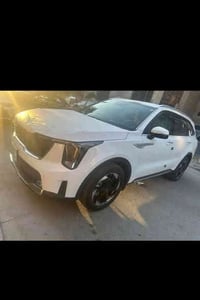 البيع سورنتو ٢٠٢٤ خليجي سياره زيروو بل كارتون ❤‍🔥 ماشيه ١٤ الاف عل ايد...