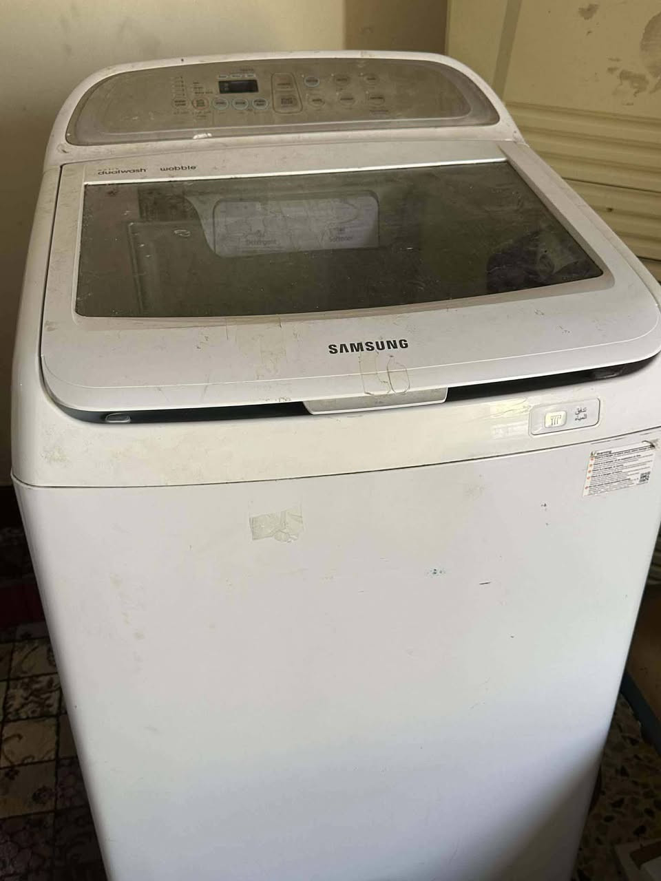 السلام عليكم غراض مستخدمه للبيع جدا نضيفه الكاونتر٤٠٠
الغسالة 175
البراد ٩٠ 
المجمدة ٢٠٠ 
الثلاجة ٢٠٠ 
الفرن ٧٥ 
المكنسة ٥٠ 
الطباخ ١٥٠ 
الغرفة ويه الدوشك ٣٥٠ 
كنتور بابين ٧٥
للاستفسار ***********
