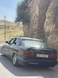بي ام 525 • ١٩٨٨ • رقم كركوك