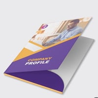 لأصحاب المطاعم والمشاريع التجارية متوفر لدنيا طباعة البروشورات والمنيو...