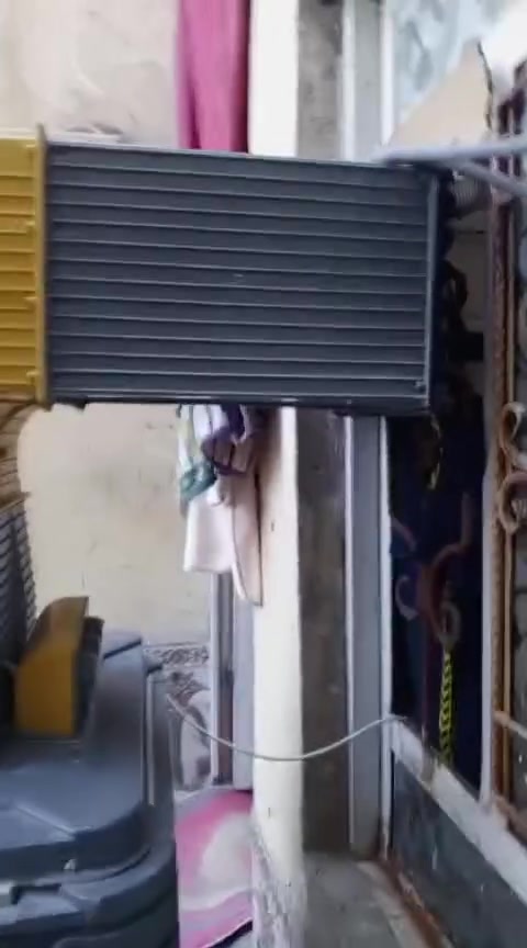 السلام عليكم مبرده جديده استخدامها شهر واحد للبيع سوق الشيوخ حي العسكري شارع الاطفاء /***********
