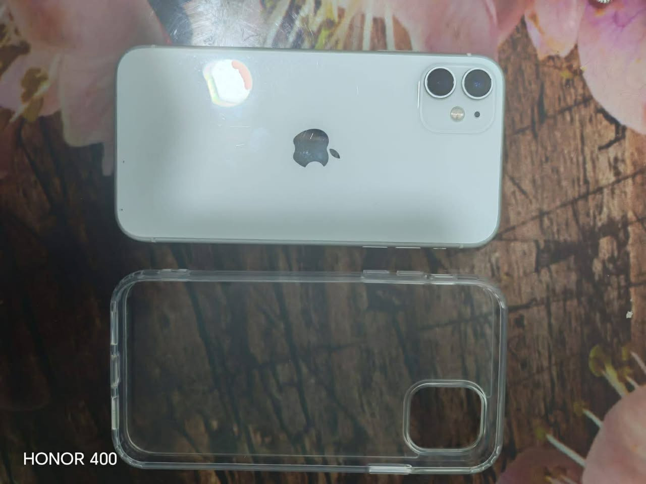 ايفون 11 للبيع او مراوس بايفون 12 بروماكس نضيف جدا مكفول من اي عطل او شخط امبدل شاشه تفصيخ نفس نوع الجهاز وبصمة الوجه متوقفه بسبب التحديث الجديد يرادله برمجه ذاكره 128 بطاريه 76 بلادي كامرات فول تحديث 26.4 مكان غزاليه السعر 225 وبي مجال الخاص مفتوح


**إذا كنت صاحب هذا الإعلان وتريد حذفه لأي سبب، رجاءا أرسل رسالة إلى الدعم الفني**