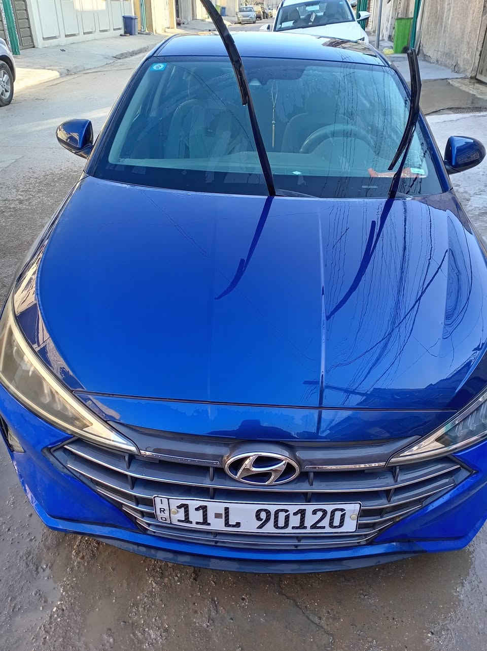 السلام عليكم سيارة النترا وارد أمريكي ٢٠٢٠ محرك دوش ماشيه ٦١ الف حادثها كما مبين بالصور السعر ١٤٢ ورقة بيها مجال  رقم الموبايل *********** عنوانها الشعب
