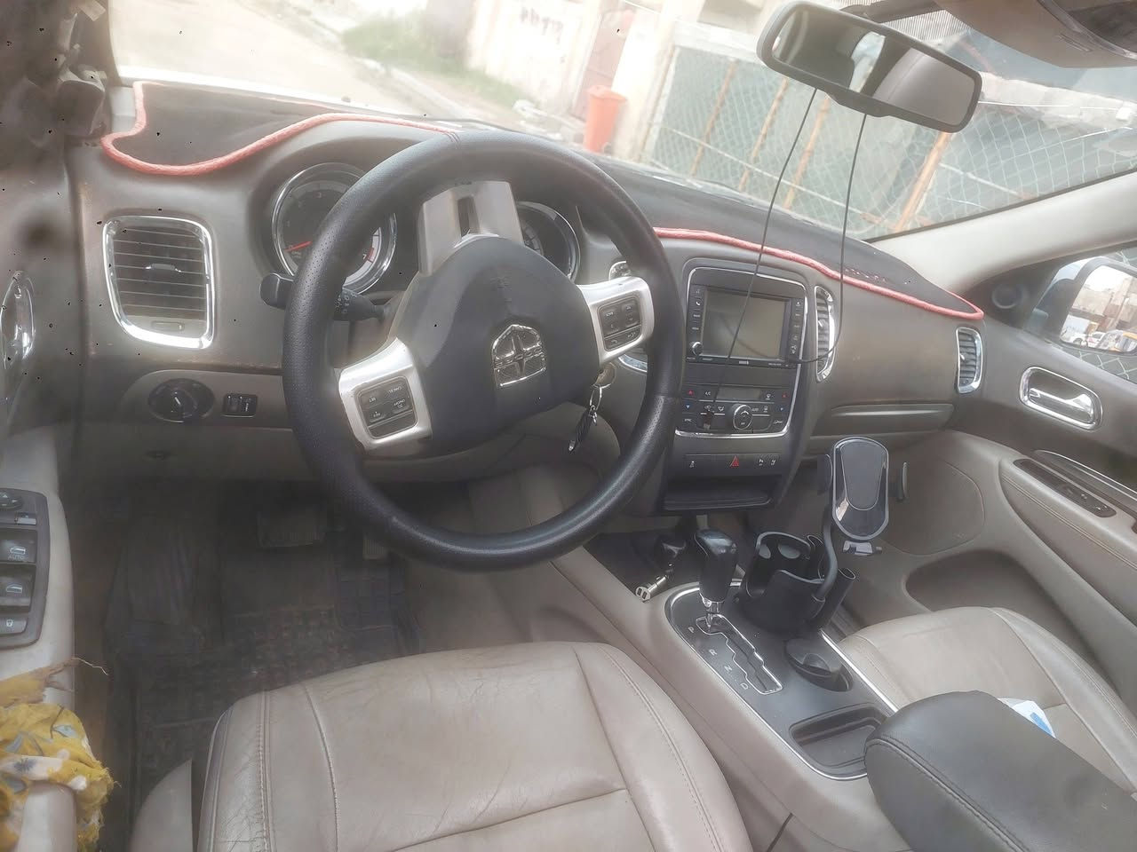 السلام عليكم
السعر ١٧٥$وقابل للتفاوض امراوس حسب القناعه 
دورنكو موديل ١٣
فول محرك 3600
حادث جامرلغ وبنيد بدون دواخل ماشيه ١٠٧ميل 
اتصال على***********
مكاني بغداد الدوره
