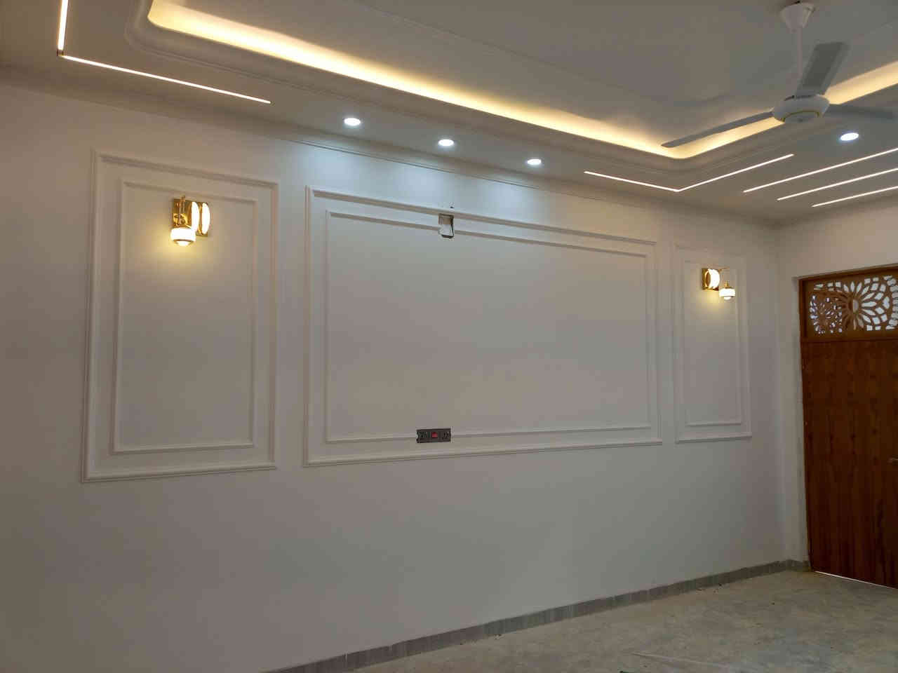 جانب من اعمالنا في الديكور الداخلي للمنزل 💯 

تم انجاز منزل كامل  تصميم وتنفيذ حمد للديكور الداخلي 

اجود العمل ودقه+صبغ جوتن 

انسب الاسعار يم كادرنه 

الاستفسار واتساب او اتصال هاتفي 

***********
