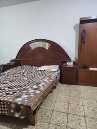 غرفة نوم كاملة • نظيفة • للبيع