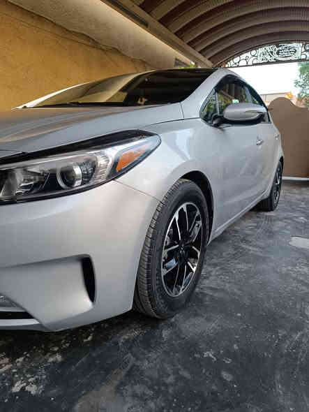 السلام عليكم ورحمه الله وبركات
من رخصة مدير الكروب والادمنية للبيع ،، مراوس ،،، براف فور،،،،،
 فورتي موديل 18  وارد امريكا فئة( EX) المعروفة بكامل المواصفات يعني فول الفول  ،، بدون ،(( ايرباك)) حاثها فقط بنيد ،، الفديو كلشي موضح بي ،، السيارة جاهزة من جميع النواحي واحلى من الصورة 
السعر 130$ بي مجال حك جيتك رقم بغداد باسمي
للتواصل *********** 
بغداد العامرية 
اخوان الي يشوف السعر ميناسبة يعبر المنشور بالصلاة على النبي
