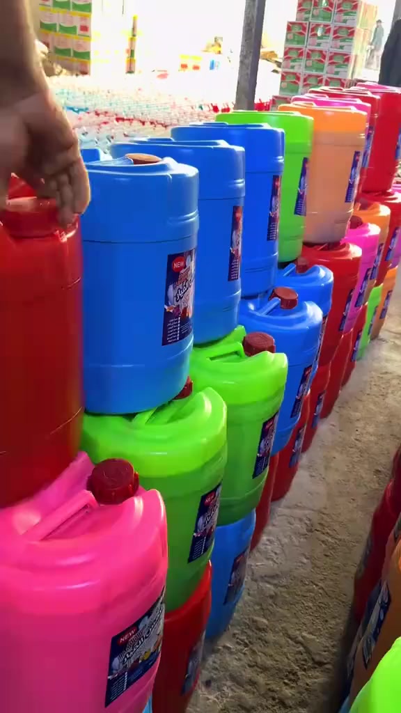 السلام عليكم يتوفر لدينا زاهي درجة اولئ كثافة اورغوة اوعطر السعر ٨تالاف ***********ماعندي توصيل
