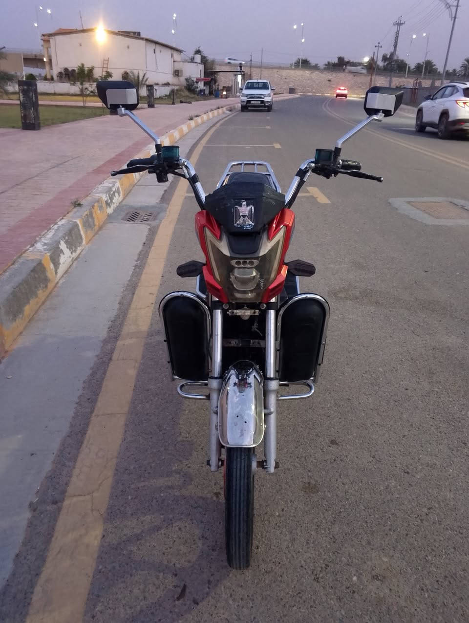 دراجه هارلي للبيع سعر 400وبيه مجال للشراي بطاريات تخم جديد عل فحص وان ميعجبك افحص للستفسار ***********.  ***********
