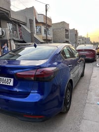 اخوتي كيا فورتي موديل ٢٠١٨  ماشية ١٢٧ الف سيارة كير ومكينة وتبريد خير ...