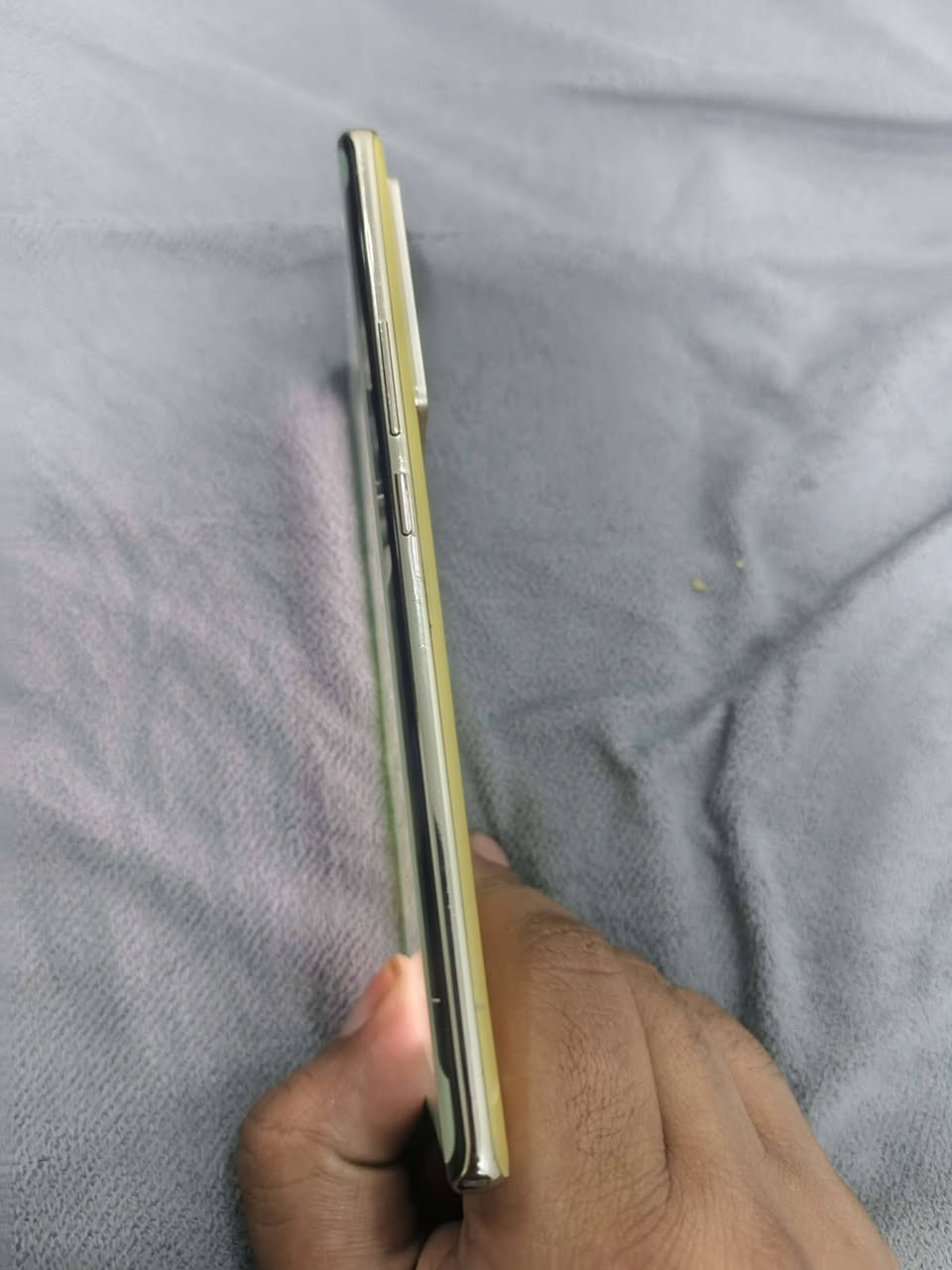 نوت 40 برو 5g ذاكرة 256 
جهاز ظهر مال مفطور وبي طبع كولش خفيف بشاشة هاي نقطة البيضة عكس مال تصوير مبي نقطة مبي نقطة عكس تصوير فقط كل لبي شاشة طبع خفيف وظهر مكسور  باقي مكفول سعر 180 الف 
مكاني النجف الاشرف شارع مجمعات مجمع الكرار 
رقمي ***********
