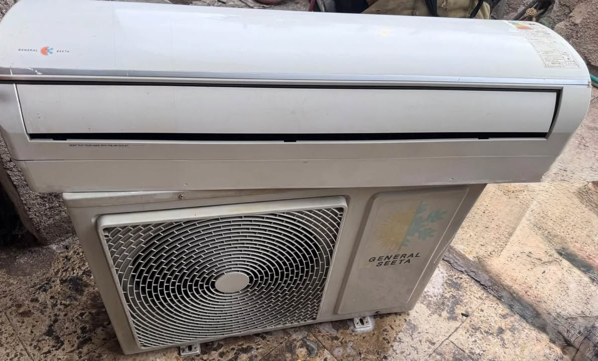 سبلت جنرال البيع 2طن
غراض كامله ما بي نقص 
اطيك بي ضمان 
سعر 375
بغداد زعفرانية 
***********
