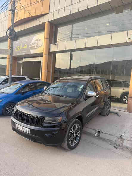 جيب كراند شيروكى ٢٠٢١ محرك ٨  
٢ قطعة صبخ ماشي ٦٠ 
سعر ٢٤٥ للبيع و تبديل 
سياره ب إسمى رقم كل شى جديد 
*********** اكر
