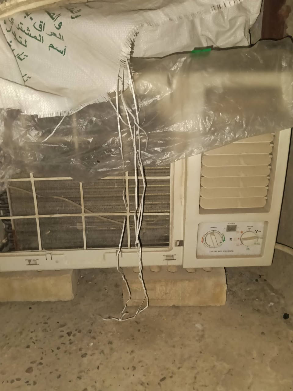 للبيع نضاف ثنينهن ب500 
***********
