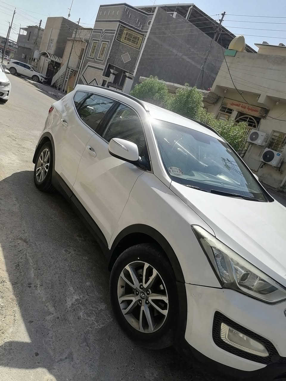 سنتافي ١٤ خليجي مكفوله
محرك ٤ سلندر
تبريد ٣قطع
٧ راكب مقاعد جلد
رقم أربيل سنويه منتهيه
ماشي ١٥٤ كم حقيقي
مكان البصره
*********** واتساب
