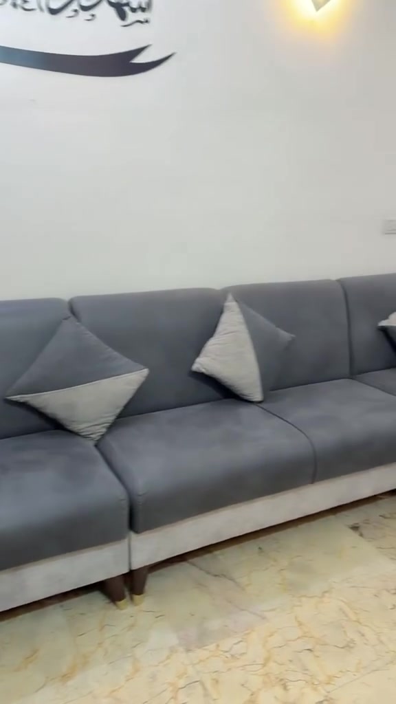 تخم للبيع ١٠ مقاعد سعره ٦٠٠وبي مجال العنوان غدير ساحه ميسلون


**إذا كنت صاحب هذا الإعلان وتريد حذفه لأي سبب، رجاءا أرسل رسالة إلى الدعم الفني**