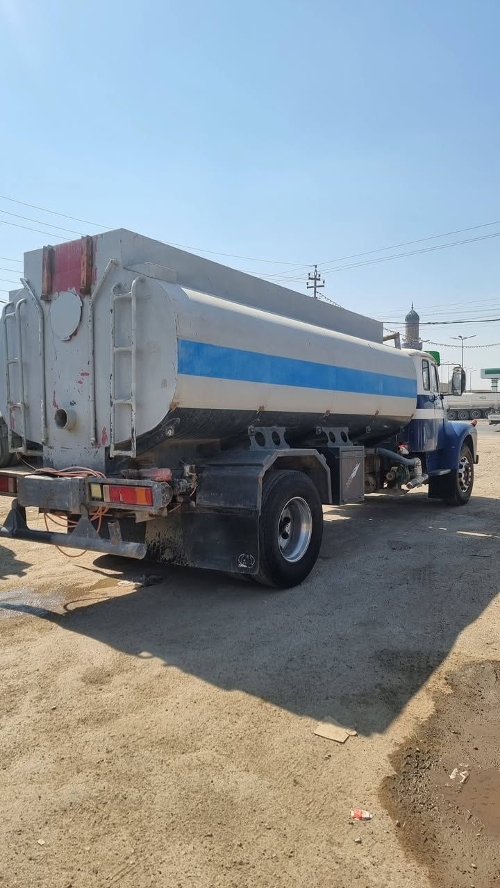 سلام عليكم
للبيع سكانيه 111
بل سنويه تنكر 
رقم نكليزي بصره 
محرك سوبر جديد 
سياره جاهز الشغل
مكان بغداد السياحي 
***********
***********
