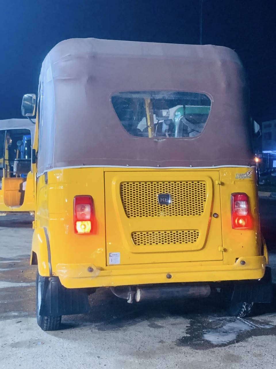 22رقم وسنويه لا ضربه ولا صبغ ولا معجون تحويل ثاني يوم مكان حسينيه الراشديه رقم ***********
