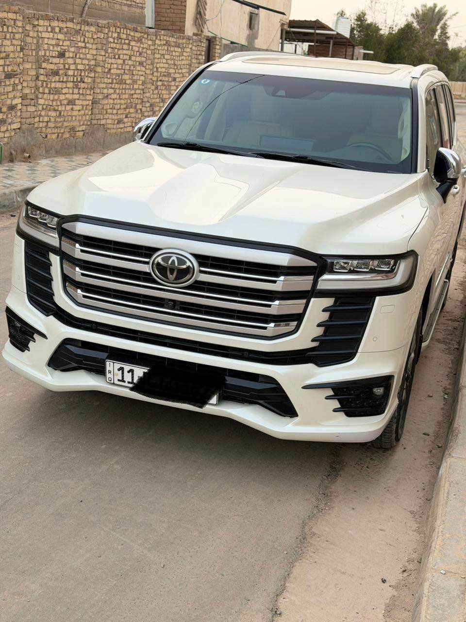السلام عليكم

للبيع لاندكروز 2023 بريم لمتدد

مكفولة من البارد والصبغ والتبديل والفتح 
 رقم بغداد

 رادار أمامي

 كاميرات محيطية

 شاشات كبيرة

 كشنات خلفية كهرباء

 كشن السائق مموري

 كشنات أمامية وخلفية تبريد وتدفئة

 لايت 3 عدسات

 مواصفات كاملة ومعروفة فول للاخير

الممشى:53

مكان السيارة ديوانيه

للاستفسار*********** ديوانية, القادسية
