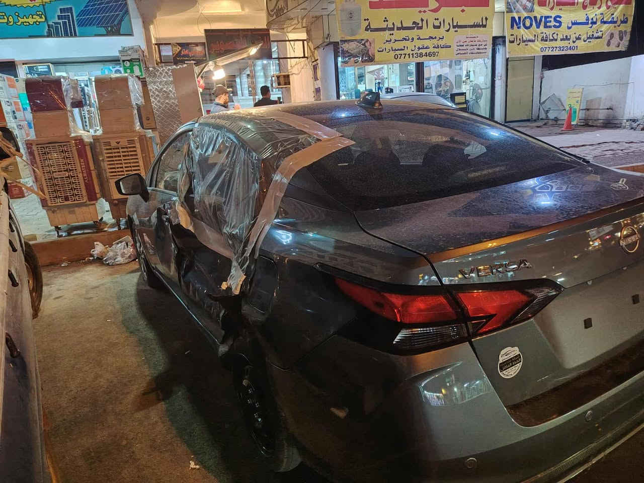 السلام عليكم نيسان بيرصه موديل 25 بدون لوحات تفاصيلها مثل ما منشور السعر 120 السياره زيرو ما ماشيه***********
