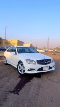 مرسيدس C300 • ٢٠١١ • وارد امريكي
