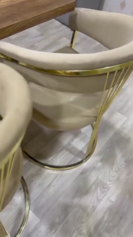 ميز طعام وكراسي ٤ كلش قويات ومابي ولا اي ضرر للبيع ب٢٢٥ البصره فقط


**إذا كنت صاحب هذا الإعلان وتريد حذفه لأي سبب، رجاءا أرسل رسالة إلى الدعم الفني**