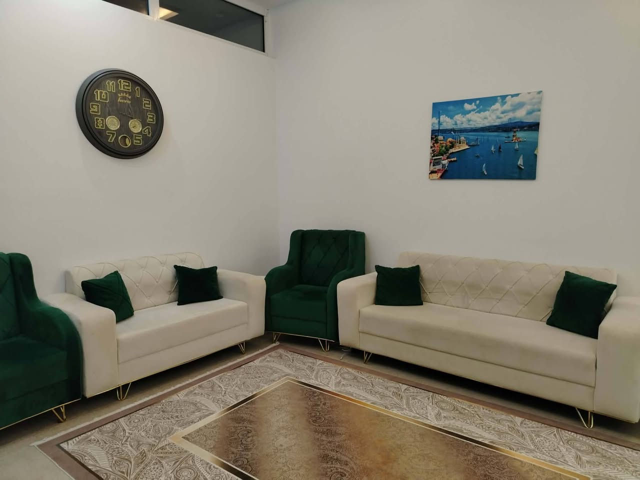 تاخم شاز و ڕاقی ١٠ نەفەری بۆ فرۆشتن نرخی ٣٥٠ هەزار معامەلە لە سلێمانی موشتەری مەسج بکات


**إذا كنت صاحب هذا الإعلان وتريد حذفه لأي سبب، رجاءا أرسل رسالة إلى الدعم الفني**