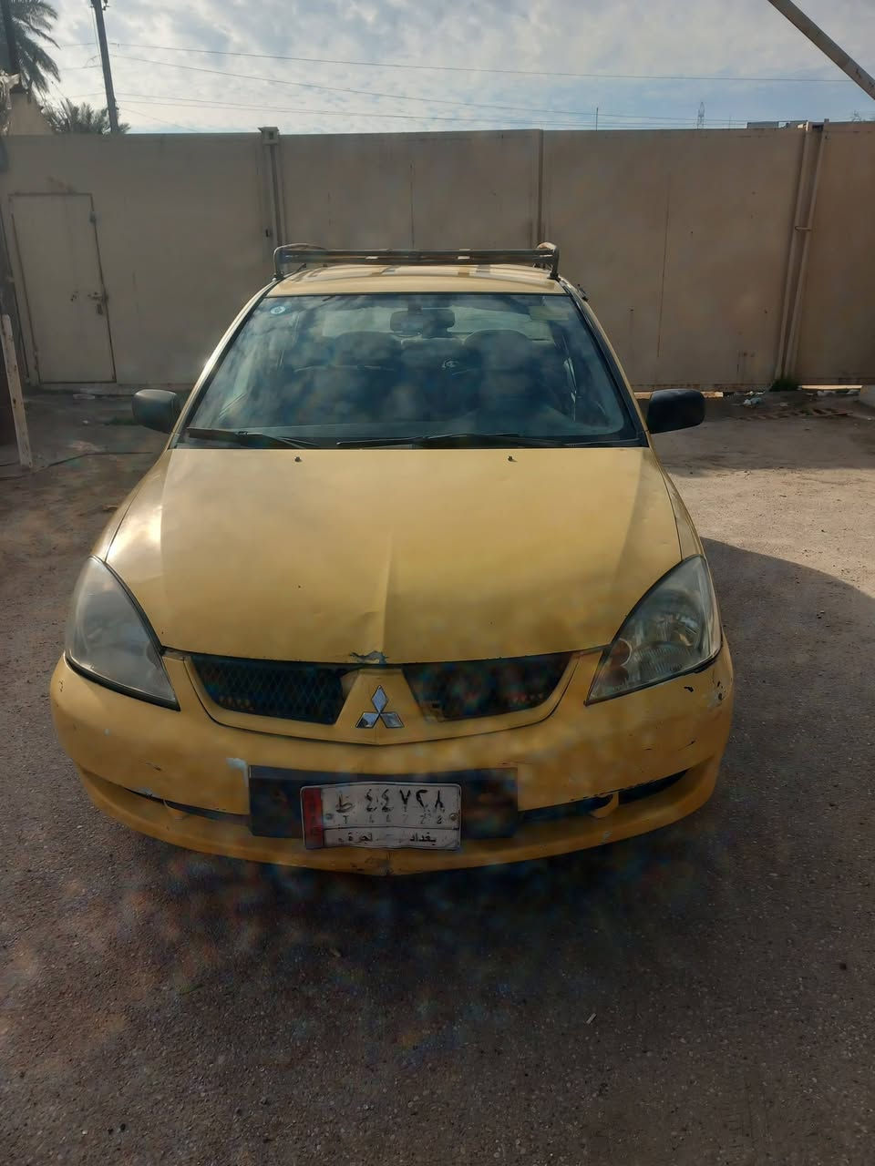 السلام عليكم 
لانسر ٢٠٠٩ 
السياره بسمي ثاني يوم تحويل 
كير اوتو  
سيار خير من الله 
تبريد شغال  تخم تاير جواه 
باتري جديد
بيه ملاحظات 
سعر ٥٥ وبيه مجال بسيط 
للتواصل هذا رقمي 
***********
