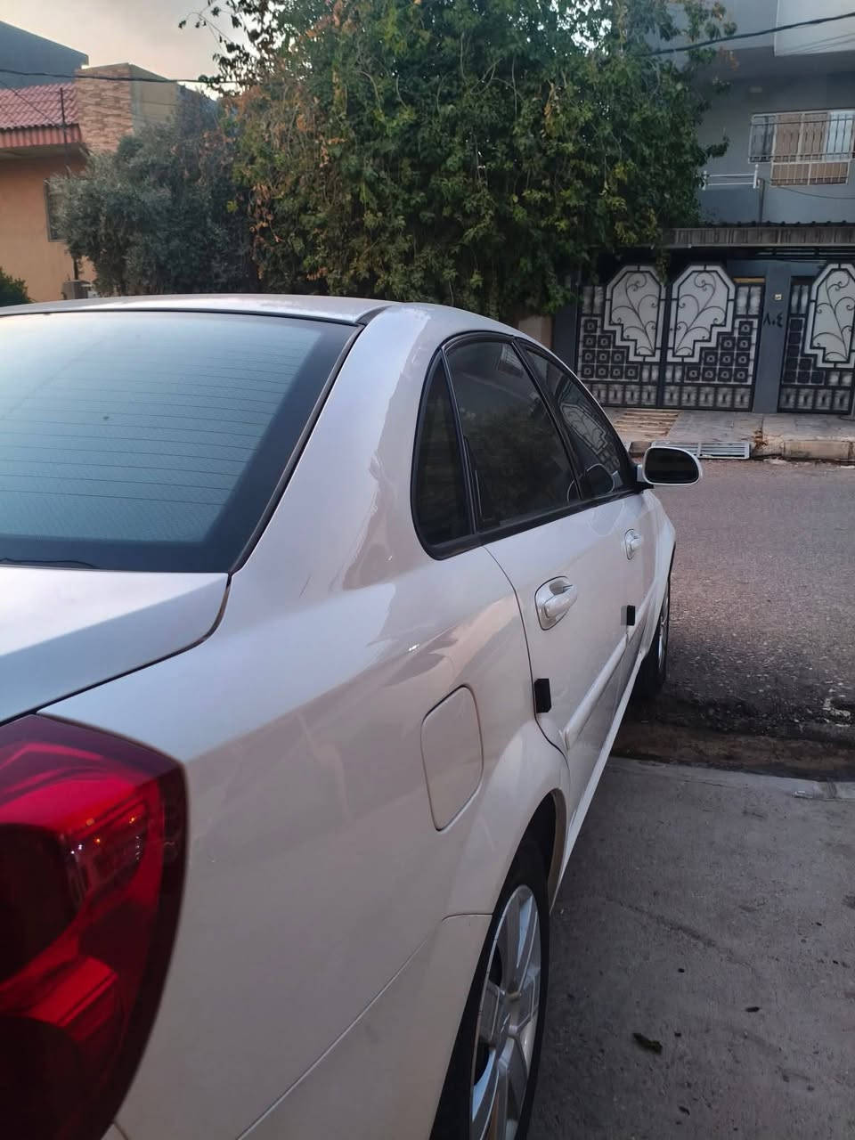 سياره اوبتره 2009 سياره كامله من كل شيء شرط التحويل قطعه صبغ وقطعه تبديل ماشيه 118الف كشنات هيتر كير توماتيت سعر 97$
  ***********
