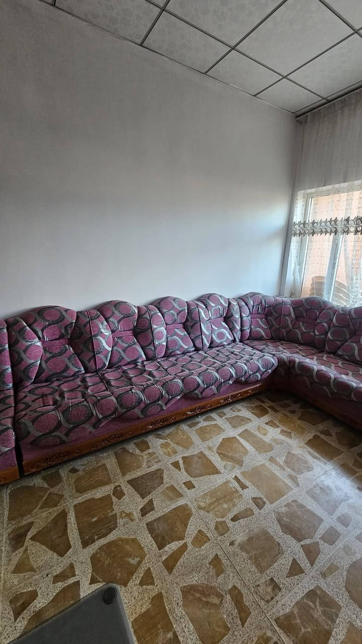 ديوان عراقي نظيف 18 نفر السعر 250 الف العنوان دوميز شارع الكامب يم ملعب القوس للتواصل كورك واتس فايبر ***********
