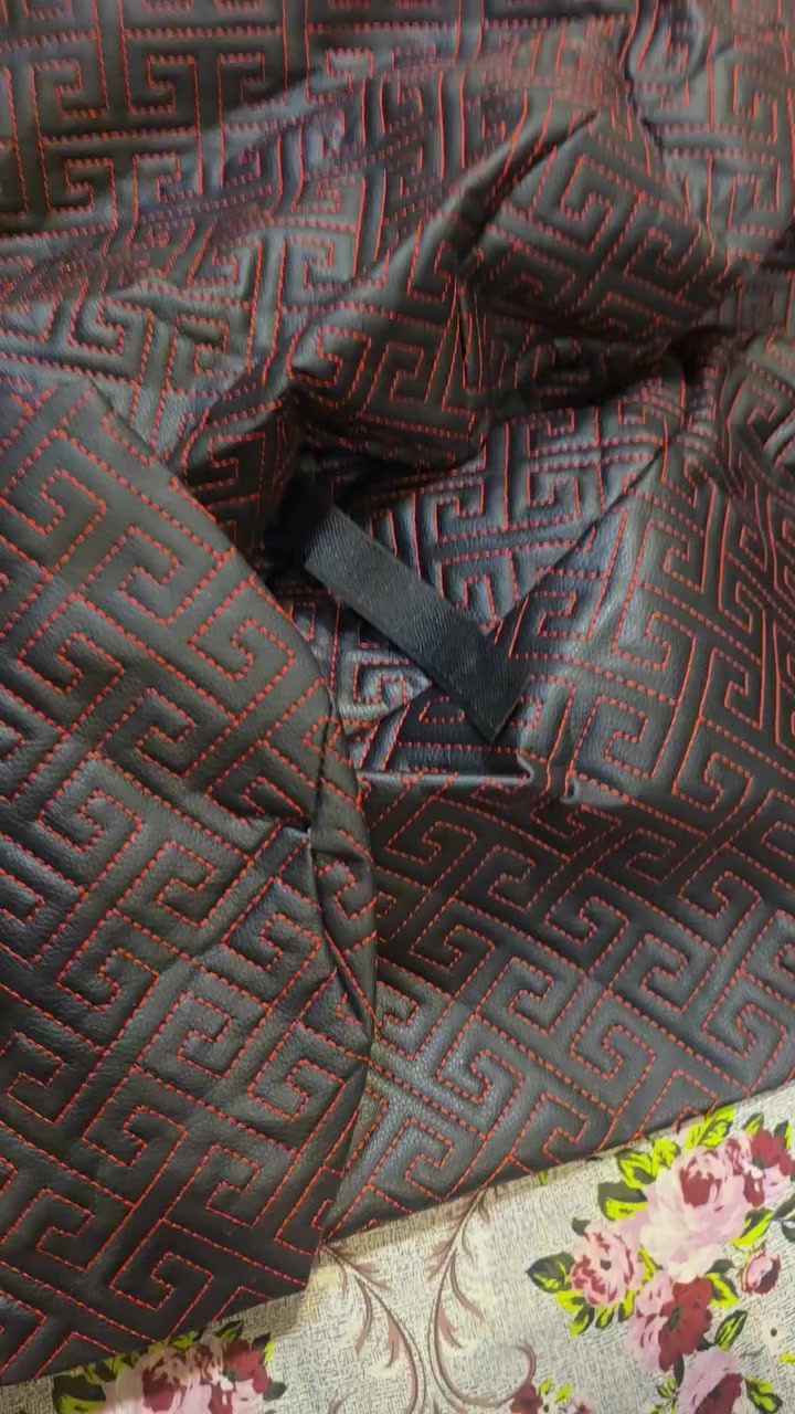 شباب دوشمه ماطور شحن الهيوشه والاخوين الاصليه مالت شركه مال ماطور الي تجي وياه جديد غير مستخدم سعرهاا فقط (10)الف القطعه الكميه محدوده جاي يبيوعها ب ٢٠ 
*********** 
يوجد توصيل داخل هيت
