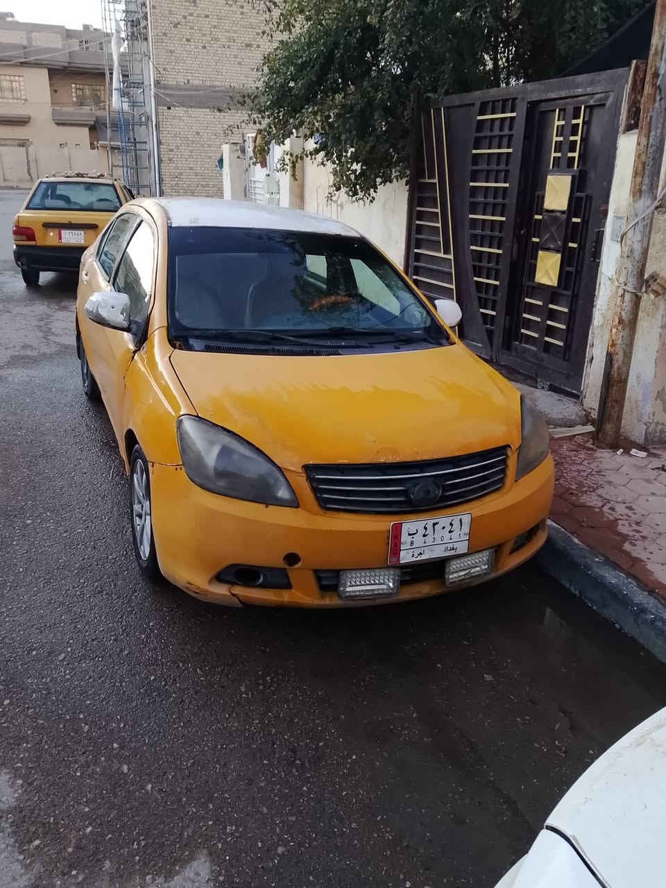 السلام عليكم سياره للبيع سعر 17 وبيها مجال العنوان كربلاء حي القدس 
***********
