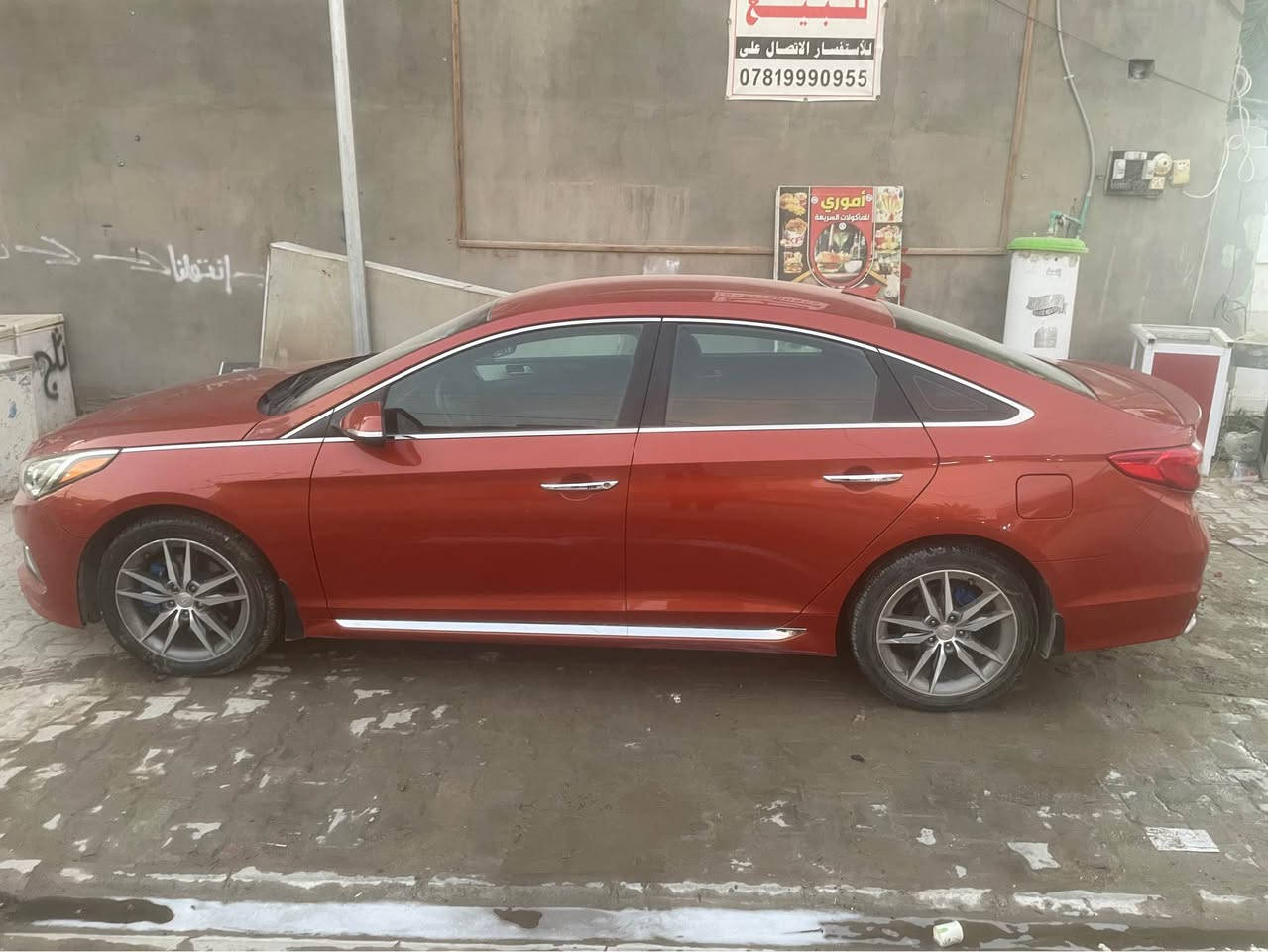 سوناتا وارد أمريكي 2015 سبورت اللون مشمشي 
فول مواصفات عدا الفتحة ،

رقم إنكليزي قادسية 
هزة جديدة وسنوية  لحد 2029 
السيارة بأسمي 
الضرر جاملغ وبنيد 
گير ومحرك مكفول 
مكان السيارة النجف (المناذرة) 
السعر 119 وبيها مجال ، 
مامتواجد على الفيس التواصل 
على هذا الرقم *********** Singapore
