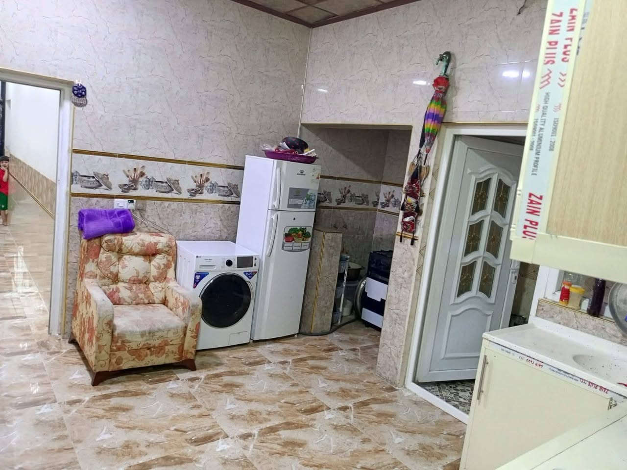 بالتقسيط 
دار محجوز لمصرف العقاري طابو صرف 
مساحته /100م واجه 5م طابقين درج خارجي 
مقدمة /43 مليون 
وباقي /83مليون يدفع على شكل اقساط شهرية /438الف 
موقع /كركوك-حي العسكري -مقاطعة 77
للاستفسار/***********
