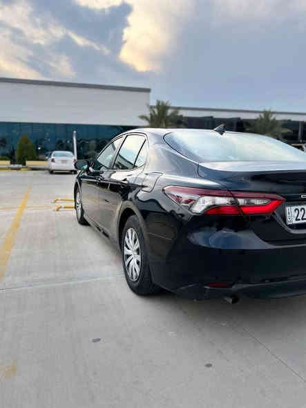 سلام عليكم للبيع    
تويوتا كامري  موديل 2023
رقم أربيل باسمي 
مواصفات 
هايبرد 
بريك بصمه 
تشغيل بصمة 
شاشه
صبغ بونيت قطعة وجاملغ  
 
182 ورقه 
للاستفسار 
***********
