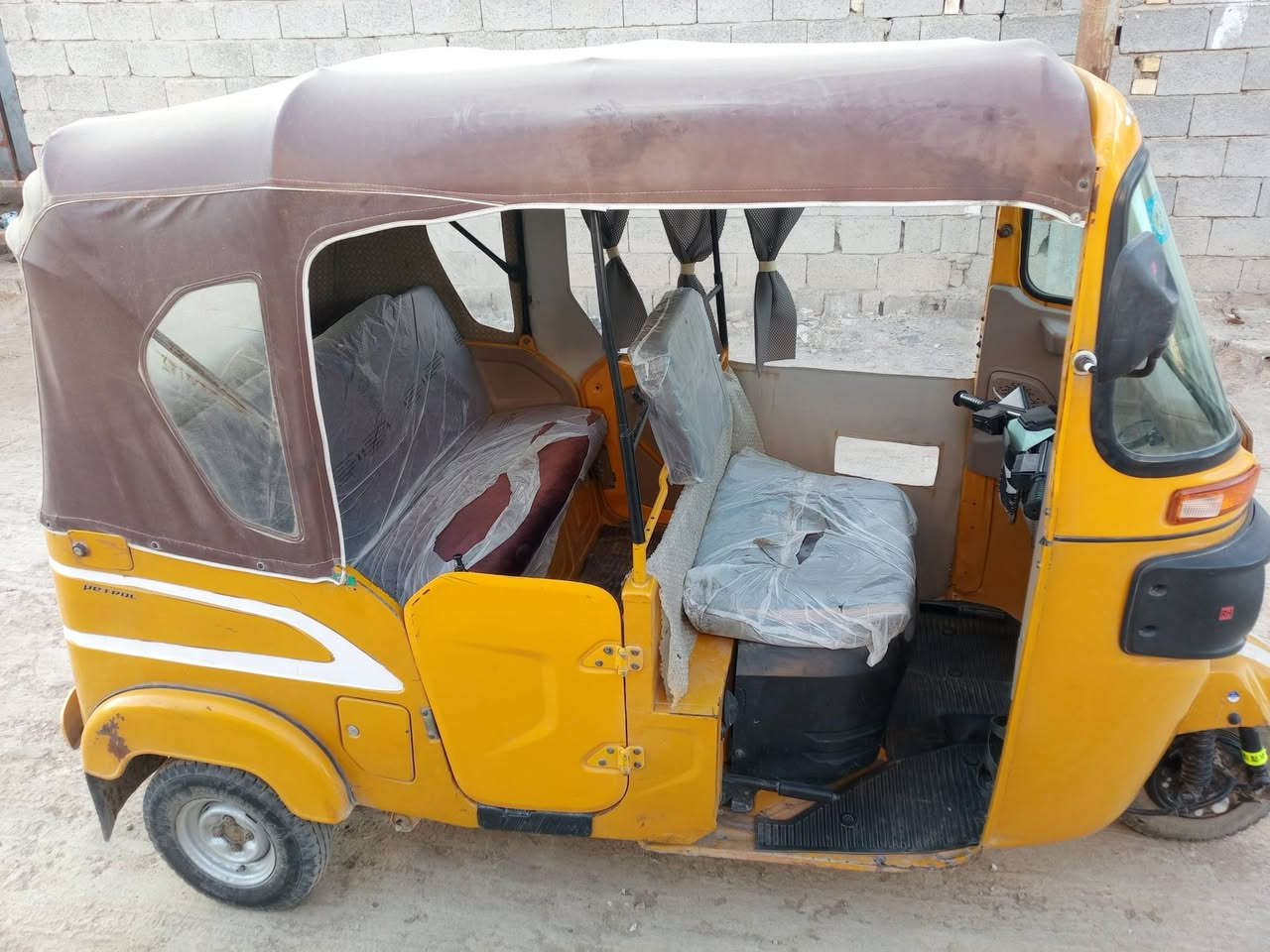 سلام عليكم تكتك موديل 21للبيع معمر بيها دوس فقط باقي الاستفسار‏‪***********‬‏
