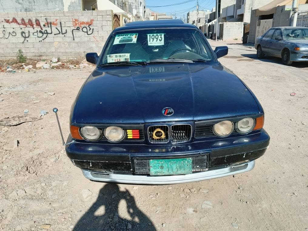 بيم موديل92كيرمكينه بشرط مكينه 525كيرعادي بخ الجماليه داخليه حيل حلوا جام كهرباي4تايه خفيف عندو واجيها كتاب مال دايره كامل موجود ساحب بل موصل بس ماعرف لا رقم لا مكان هيج ابيع بشرط مابي ماشاكل مابي حدز سياره حيل نضيفه سعر 20مجال خفيف***********واتساب أربيل, العراق

